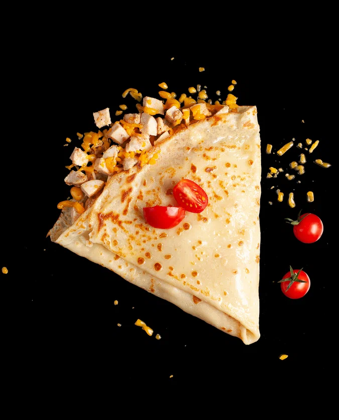 Блин Ветчина сыр: Авторский блин, варёная ветчина, сыр чеддер, молодой зелёный лук