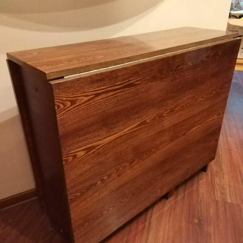 Вот такой бегемот стол-книжка