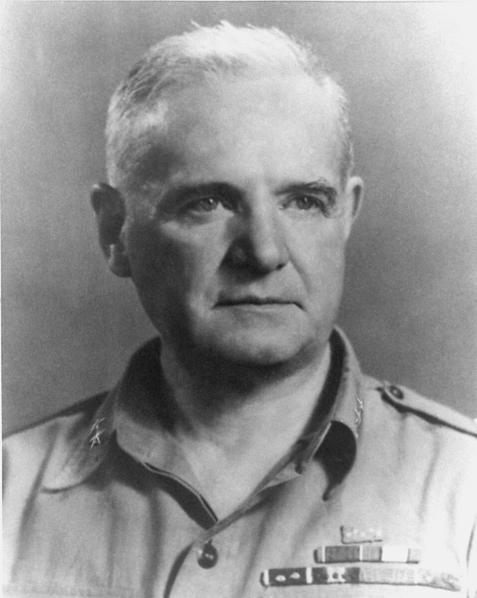 Директор Управления стратегических служб США Уильям Донован (Дикий Билл).
