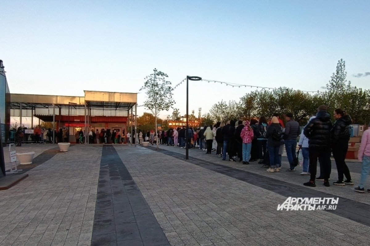    Нижегородцы чаще всего жалуются на невывоз мусора и очереди на канатку