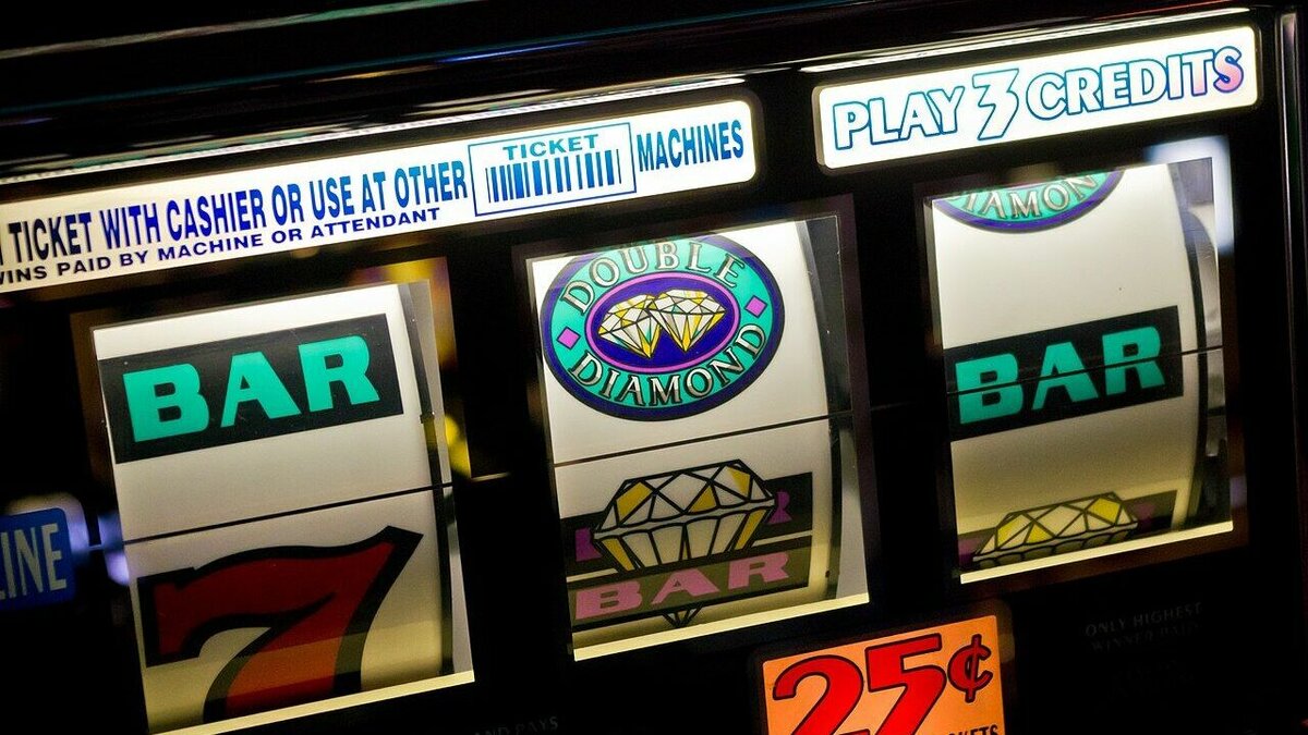     В Ставрополе возбудили уголовное дело в отношении четырех человек, которые незаконно открыли казино, сообщили в региональном УСКР.