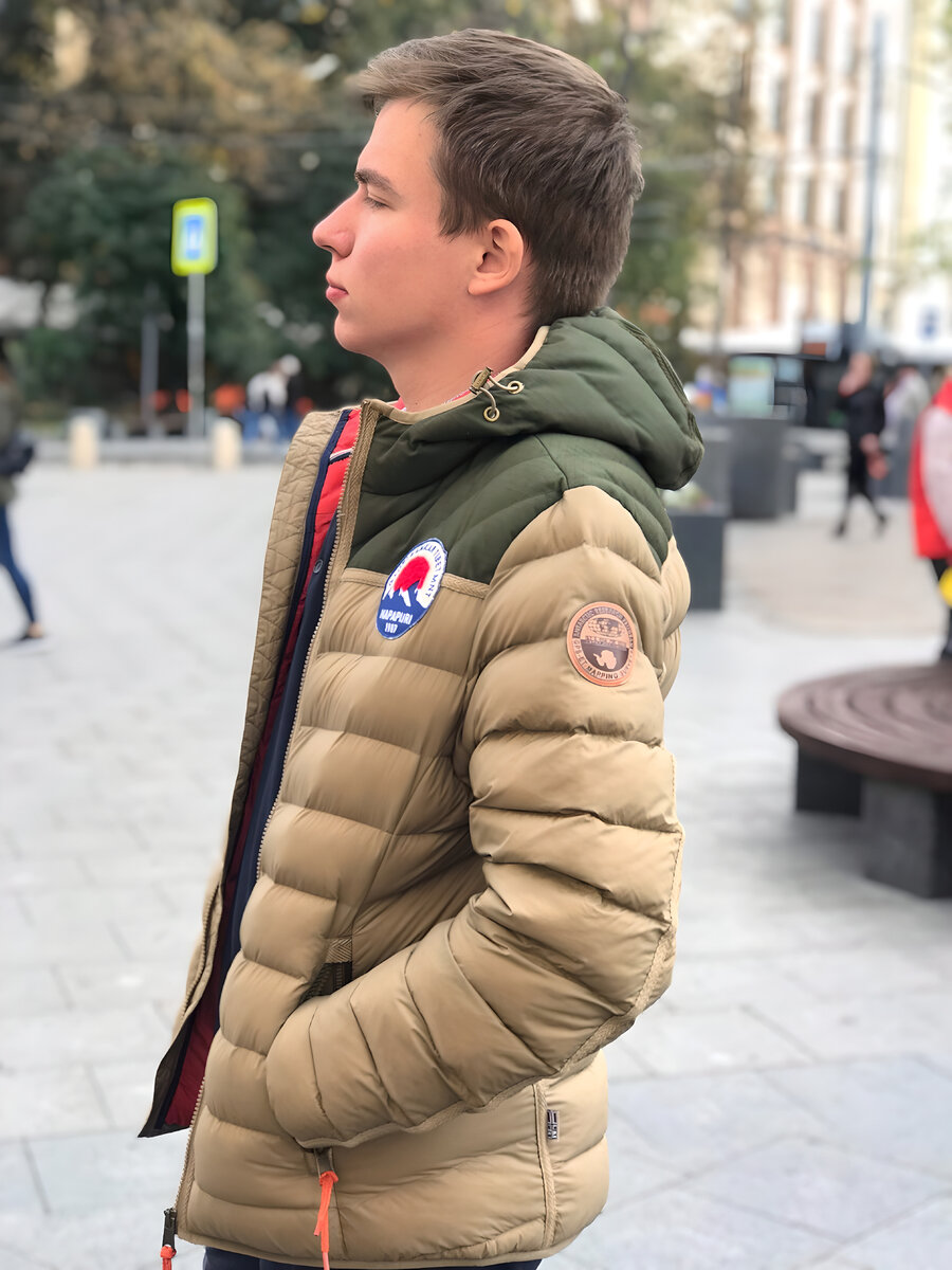 Артем Ковалев