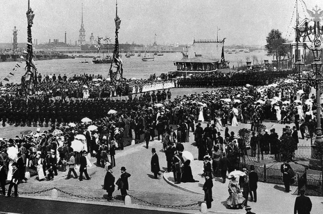    Празднование 200-летия Санкт-Петербурга. Фото: public domain