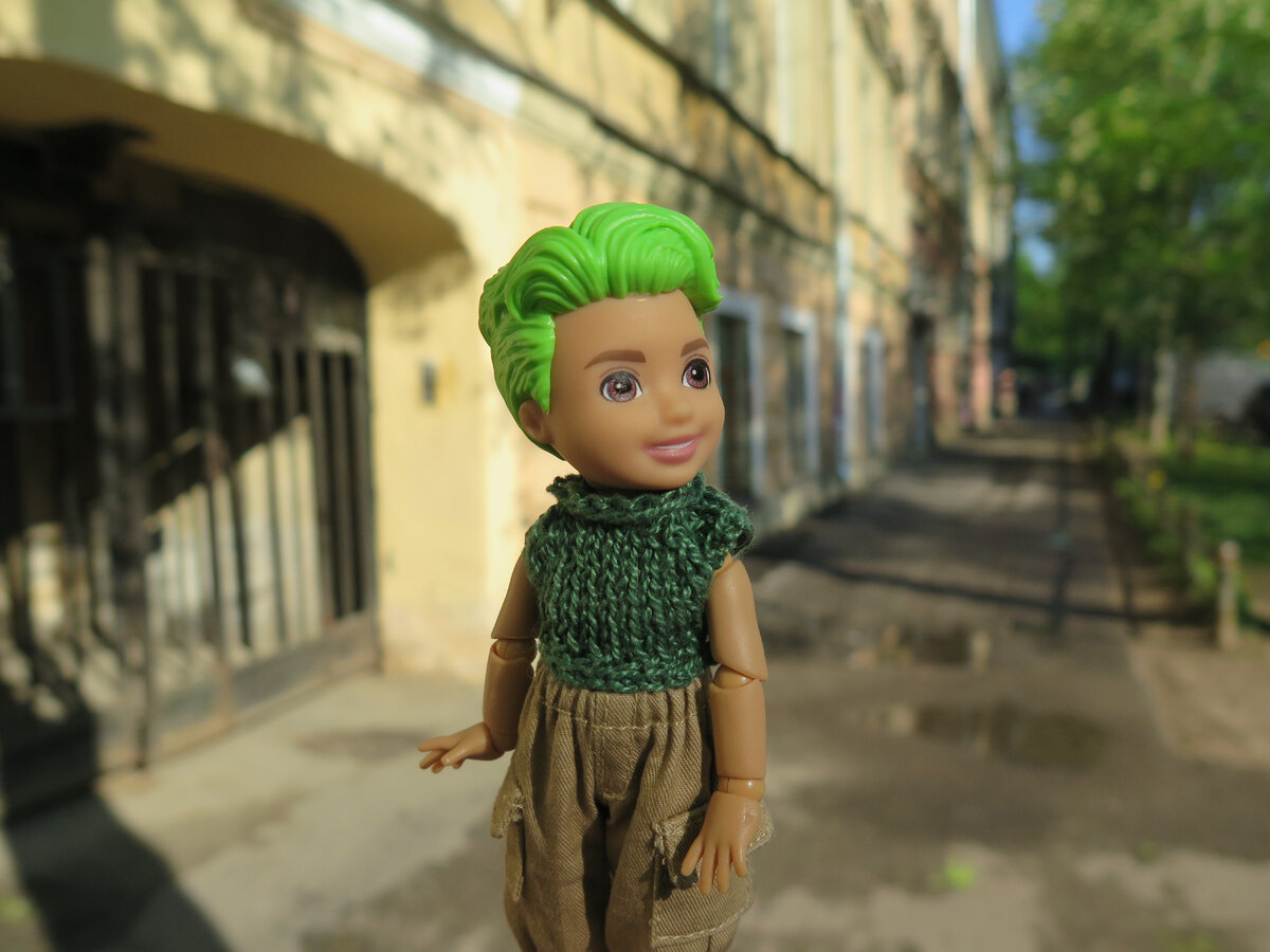 Русалк от Маттел на теле YmY. Фотографии авторские.