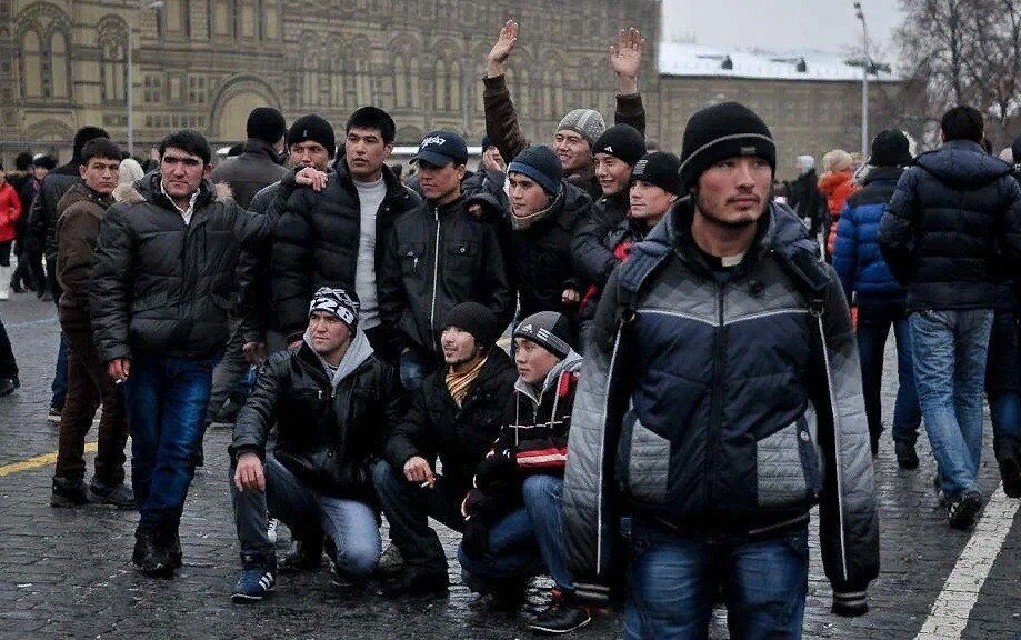 "Русских снова бьют и унижают". В Уссурийске произошёл новый скандал с мигрантами