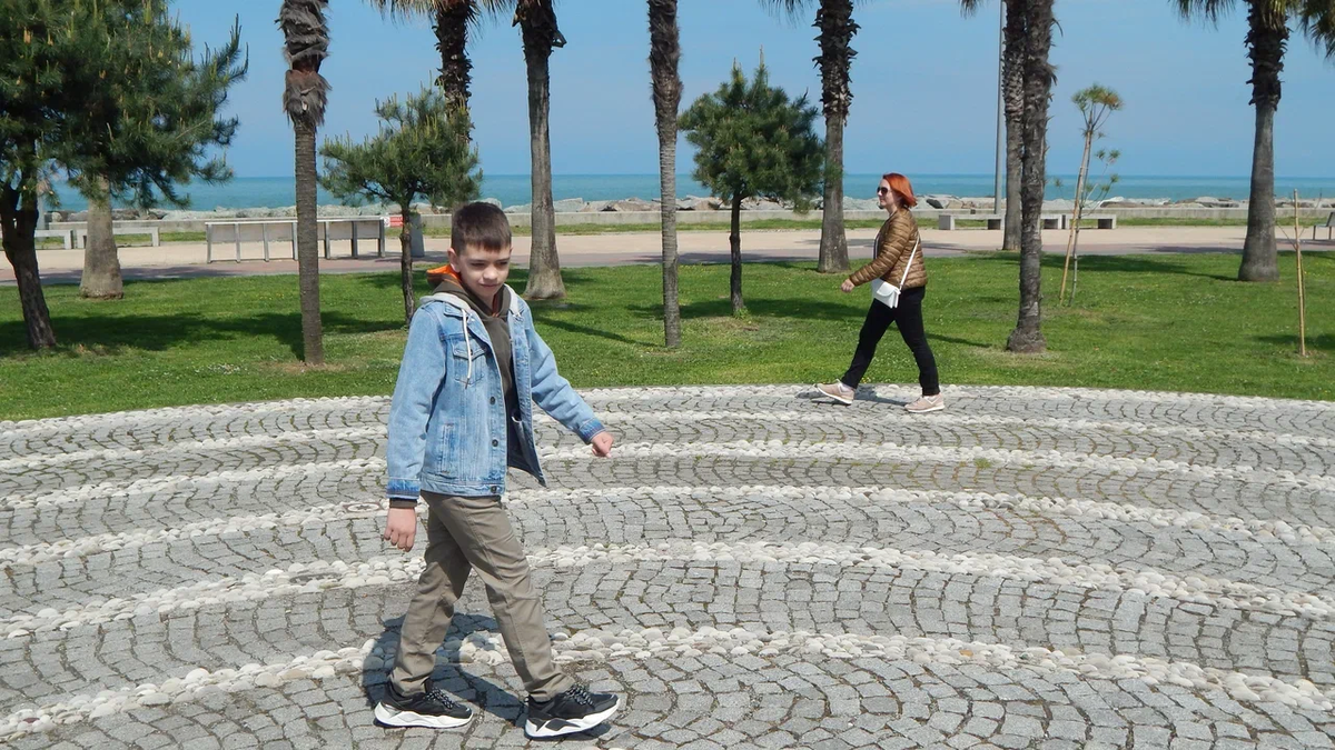 Это мы проходим лабиринт в одном из парков Батуми