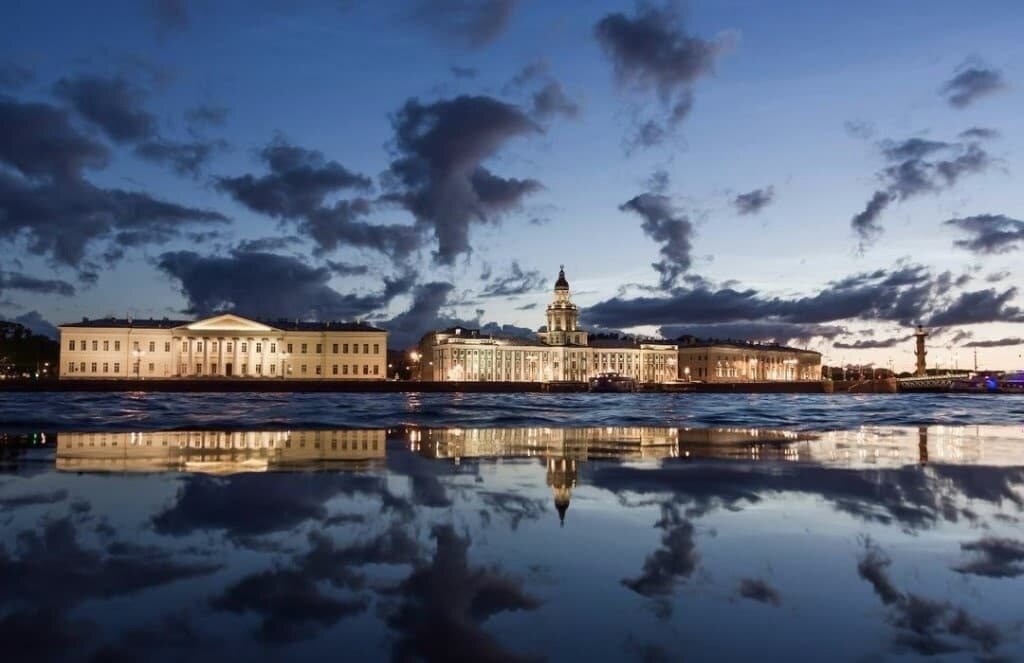 Санкт Петербург летом белые ночи