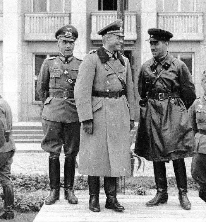 Вывод немецких войск из Бреста в сентябре 1939 года.