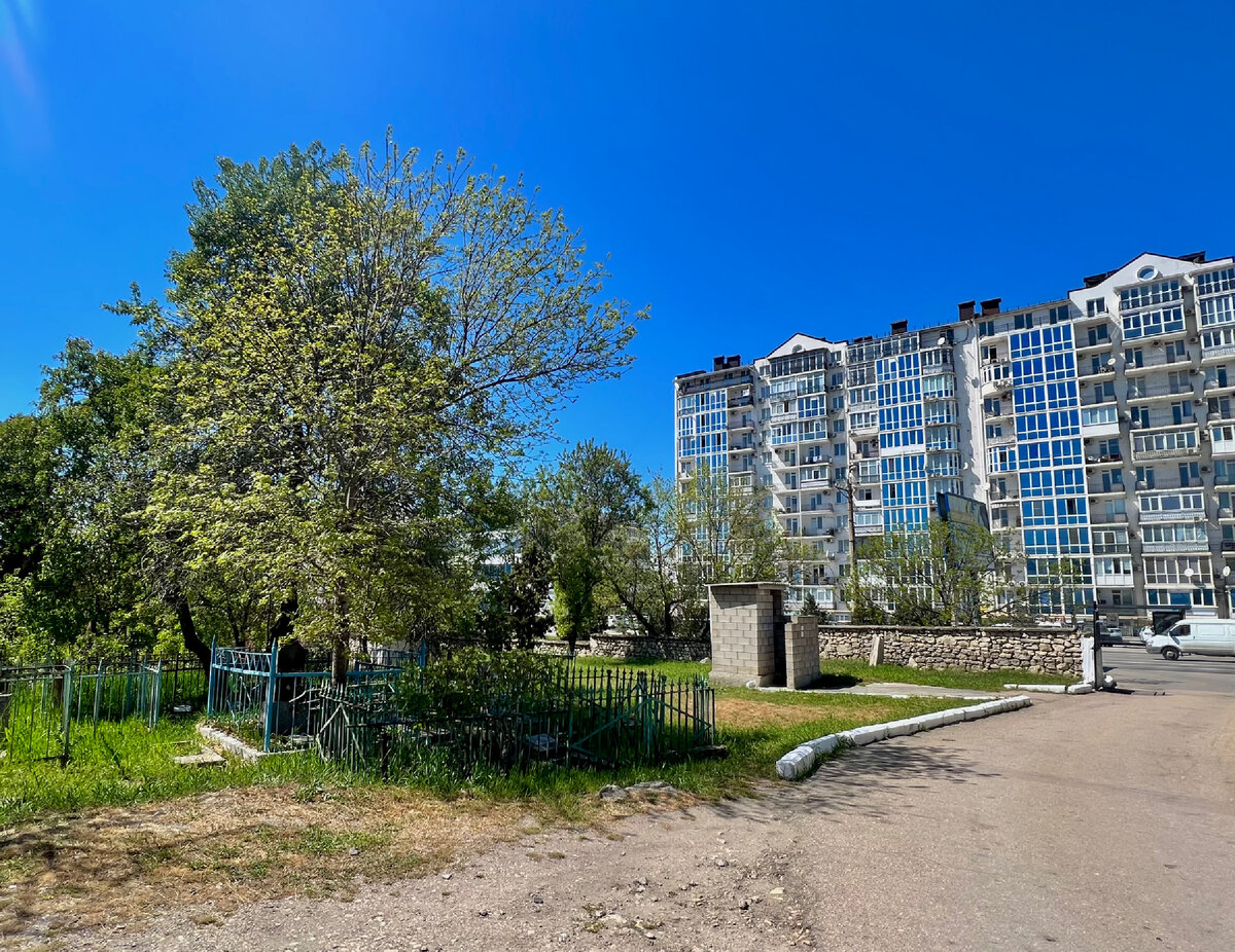 Востряковское кладбище, кладбище, Озёрная ул., 47, корп. 3-8, Москва - Яндекс Ка