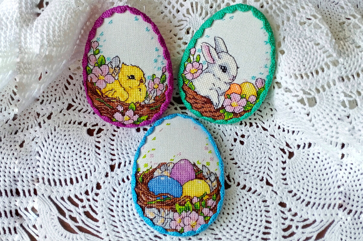 Пасхальные корзинки, дизайнер Кристина Геворкян (вышивка в совместнике)