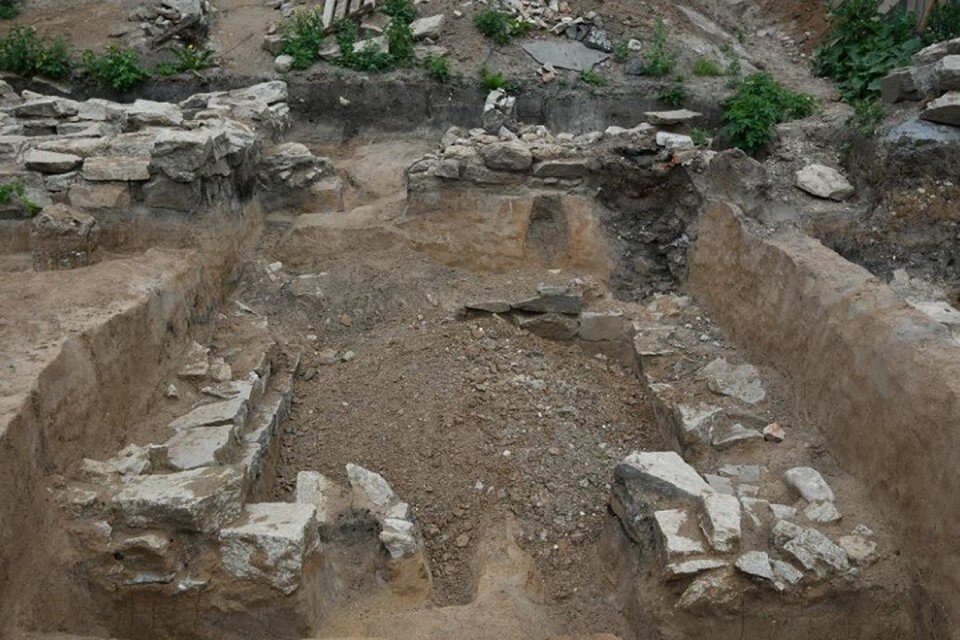    Участок на водоразделе принадлежал ранее неизвестной общине греков Алексей БУЛАТОВ