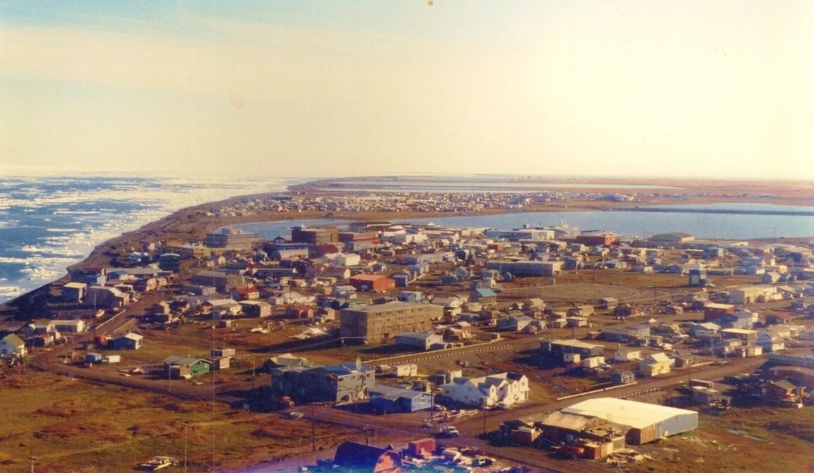 Города севера америки. Барроу Аляска. Город уткиагвик Аляска. Городок Барроу на Аляске. Самый Северный город Аляски.