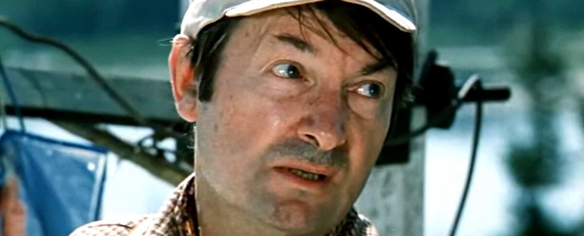 Кадр из кинофильма "Опасно для жизни!", 1985 г., режиссер Леонид Гайдай, сценаристы Олег Колесников, Роман Фурман, Леонид Гайдай, композитор Максим Дунаевский (скриншот)