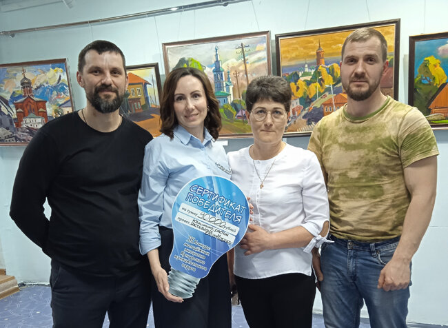 Общественники из совета Калининского ТОС Максим Сидоренко, Елена Курицына, Ирина Пичкалева, активист из Берёзовки Николай Щенников