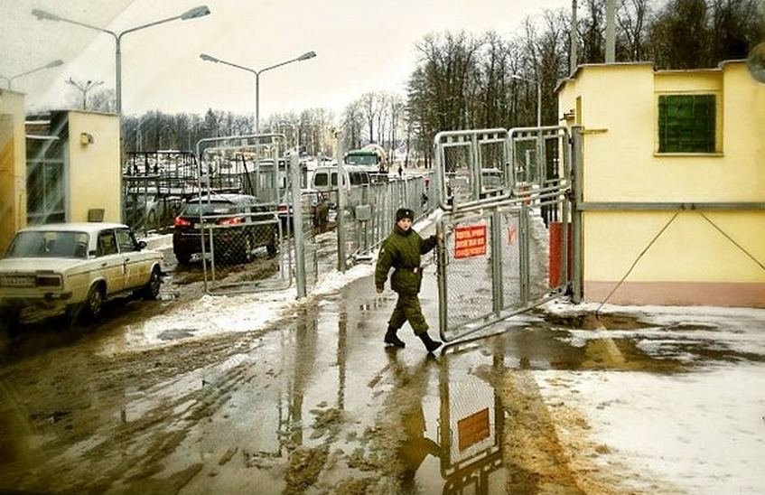 Оказывается в городе. Саров КПП 3. Город Саров КПП. Саров закрытый город границы. Контрольно пропускной пункт Саров.