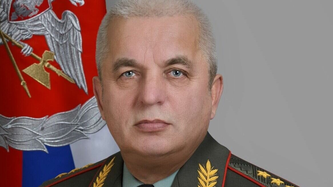     Генерал-полковника Михаила Мизинцева (на фото) сняли с должности замминистра обороны РФ. Об этом заявил военкор ВГТРК Александр Сладков. Официальных комментариев от Минобороны РФ по этому вопросу на данный момент не поступало.