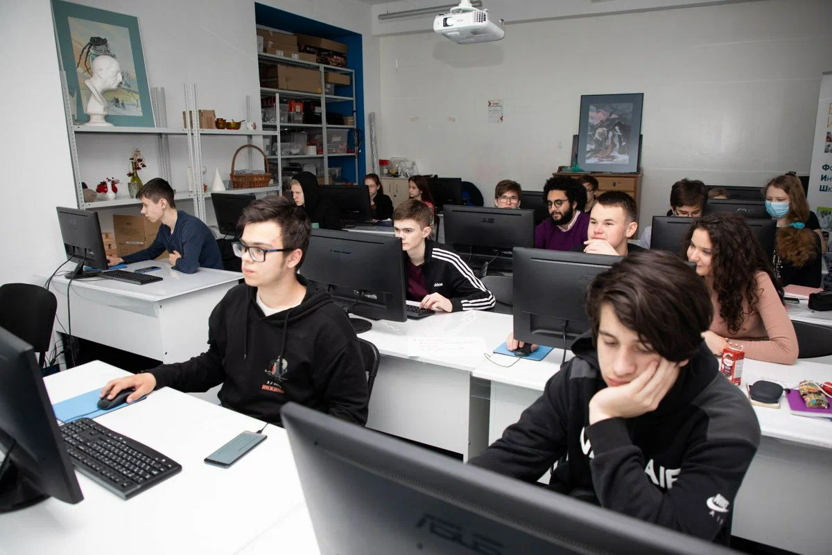 Факультет информационных технологий и кафедра. Факультет информационных технологий. Информационный факультет. Информационный факультет. Факультет информационных систем что это.