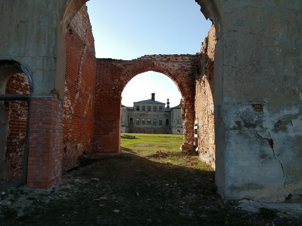 Фото автора: главное здание