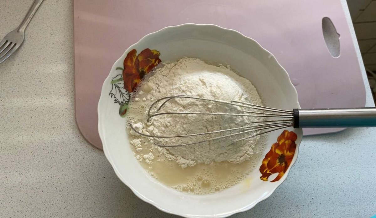 Замешиваем тесто