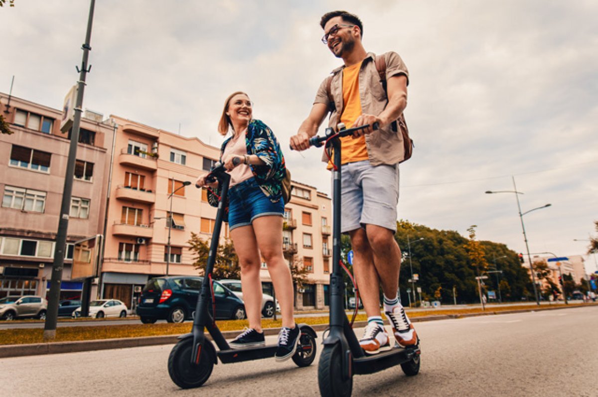    В лето на электросамокате. Спрос на их аренду вырос в России в 2,5 раза