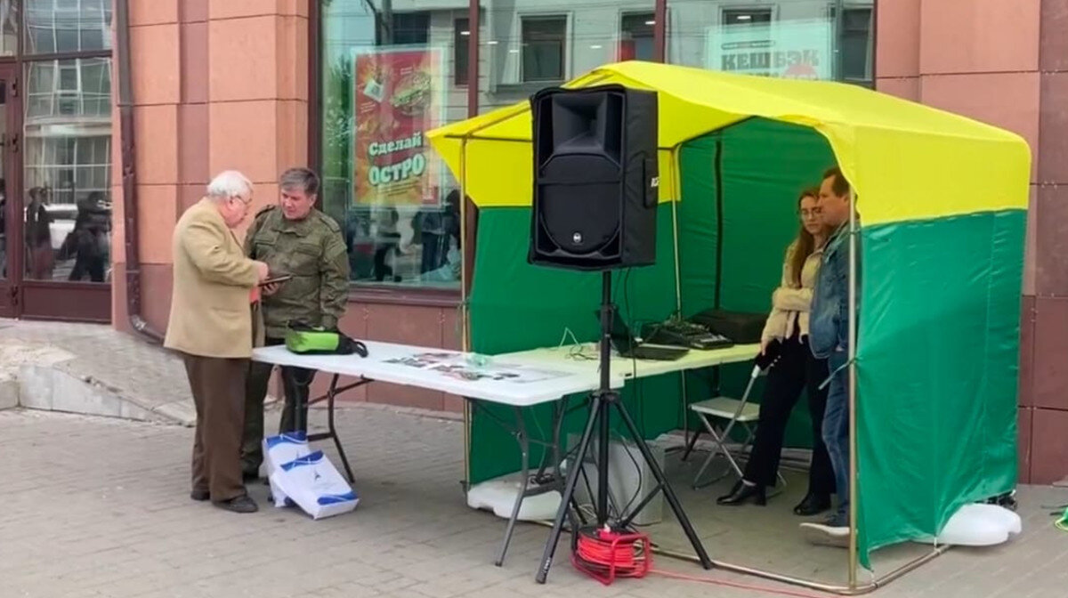 Мобильная казань. Салон мтс казань. Билайн интернет магазин казань. Офис билайн. Ибрагимова 56 казань мтс.