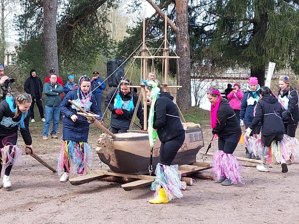 Жители Карелии устроили водные гонки на Олонке | Столица на Онего - новости  Петрозаводска и Карелии | Дзен