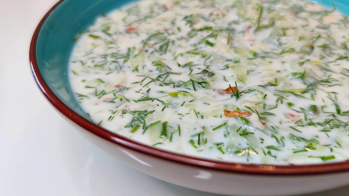 Ни мяса, ни колбасы не кладу, а выходит вкуснее гораздо. Готовлю вместо окрошки за 10 минут Ни мяса, ни колбасы не кладу, а выходит вкуснее гораздо. Готовлю вместо окрошки за 10 минут