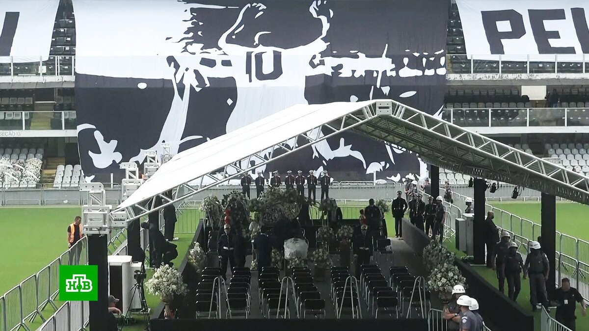    «Да здравствует король»: Бразилия прощается с Пеле