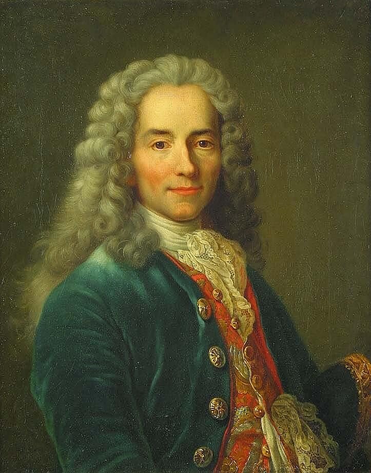 Вольтер (1694-1778) Французский философ-просветитель XVIII века, поэт, прозаик, историк и публицист. Дружба императрицы с Вольтером, которого она называла своим учителем, делала ей значительный политический пиар - Европа говорила о «Северной Минерве» и «просвещённом монархе», как о ней отзывался сам Вольтер.
