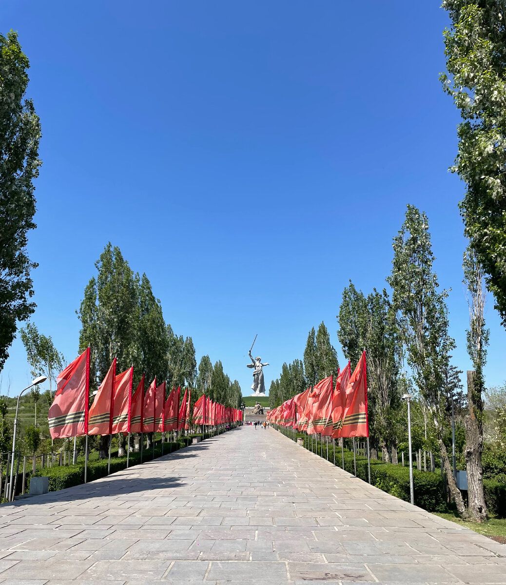 Она настоящ