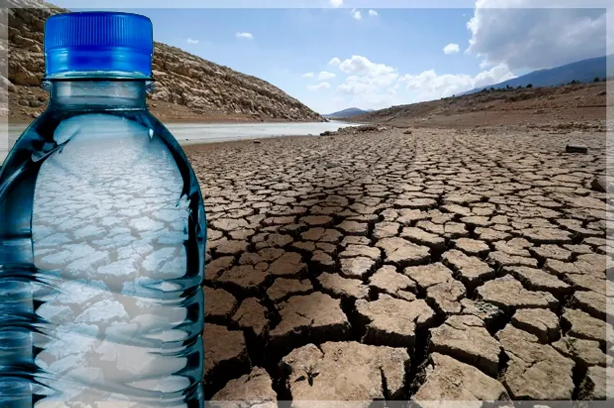 Бактерии пресной воды. Кризис воды. Вода и засуха. Экологический кризис пресная вода. Калифорния вода.