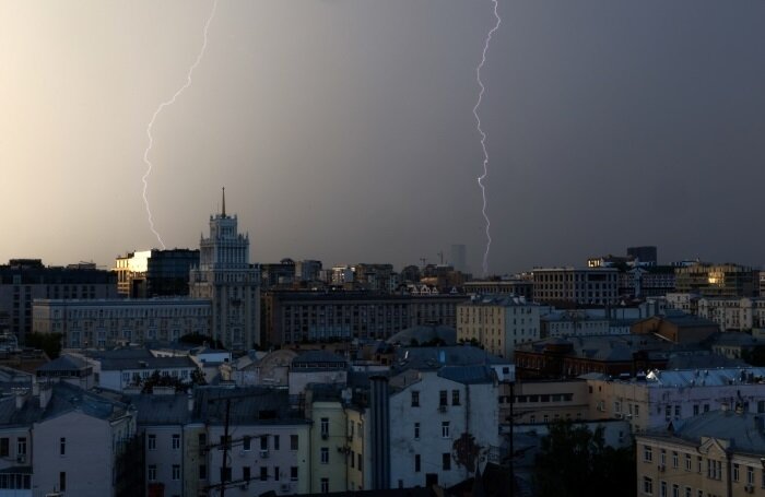    Гроза в Москве, архивное фото.Валерий Шарифулин/ТАСС