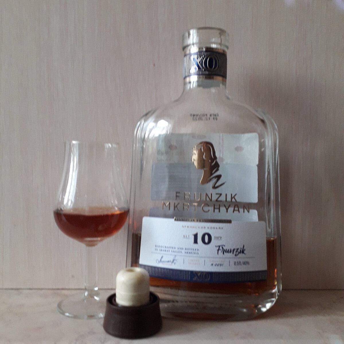 Дегустация армянского коньяка Фрунзик Мкртчян 10 лет