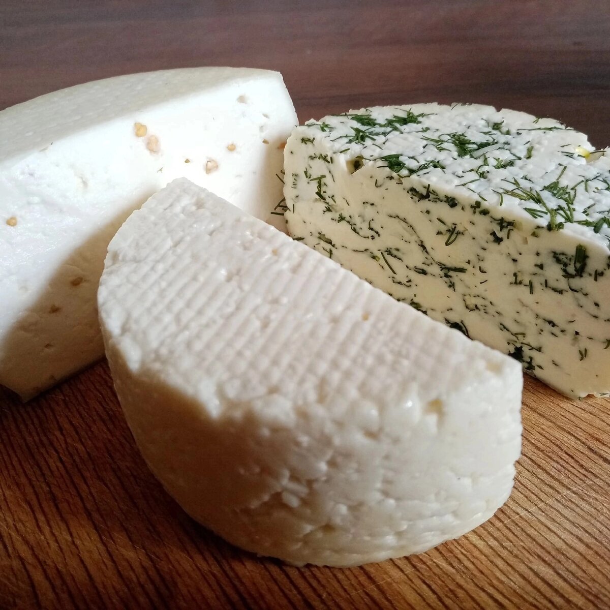 Как делают сыр: себестоимость, сырье, отличие фермерского от заводского