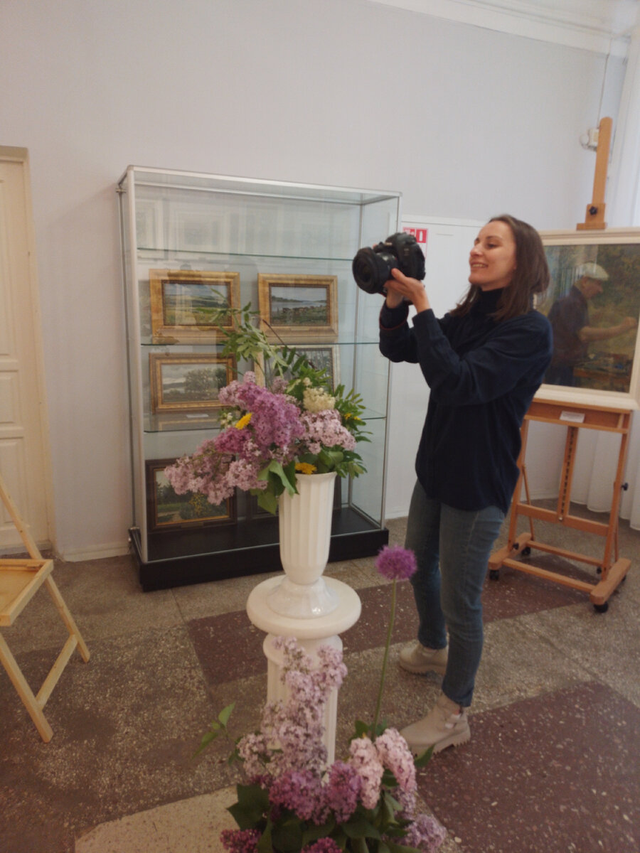 Рисуем сирень с художником Михаилом Левшиным.