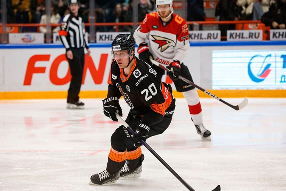    Игрок является воспитанником хабаровского хоккея пресс-служба ХК "Амур"