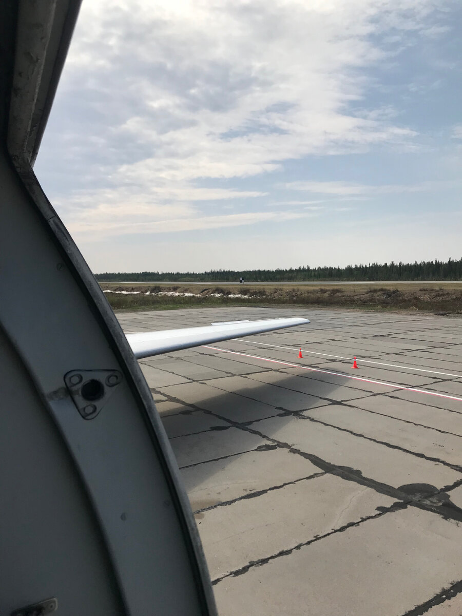 С борта Як-42.