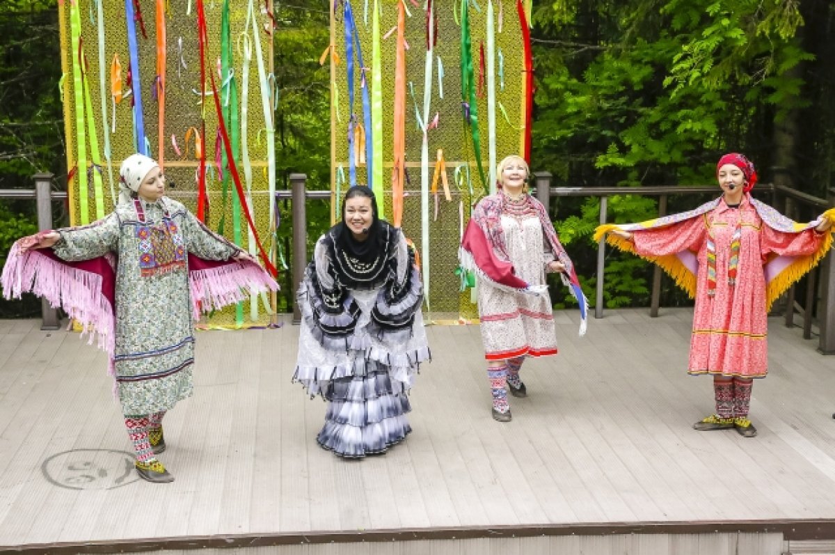    По легенде, прилет трясогузки у народов ханты и манси ознаменует начало лета.