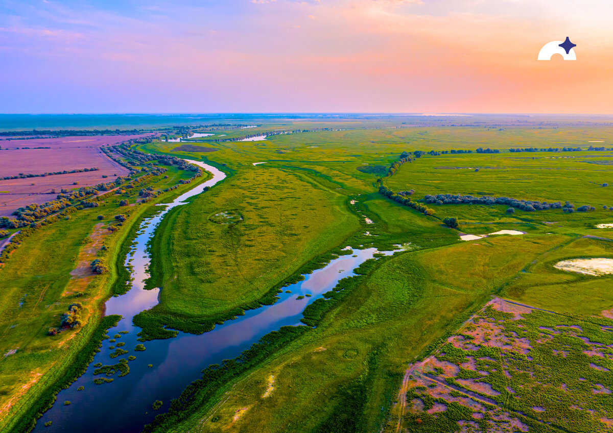 волга впадает каспийское море