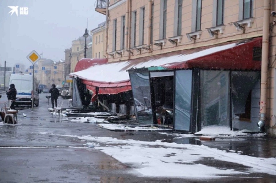    После взрыва в кафе пострадали более 30 человек. Артем КИЛЬКИН