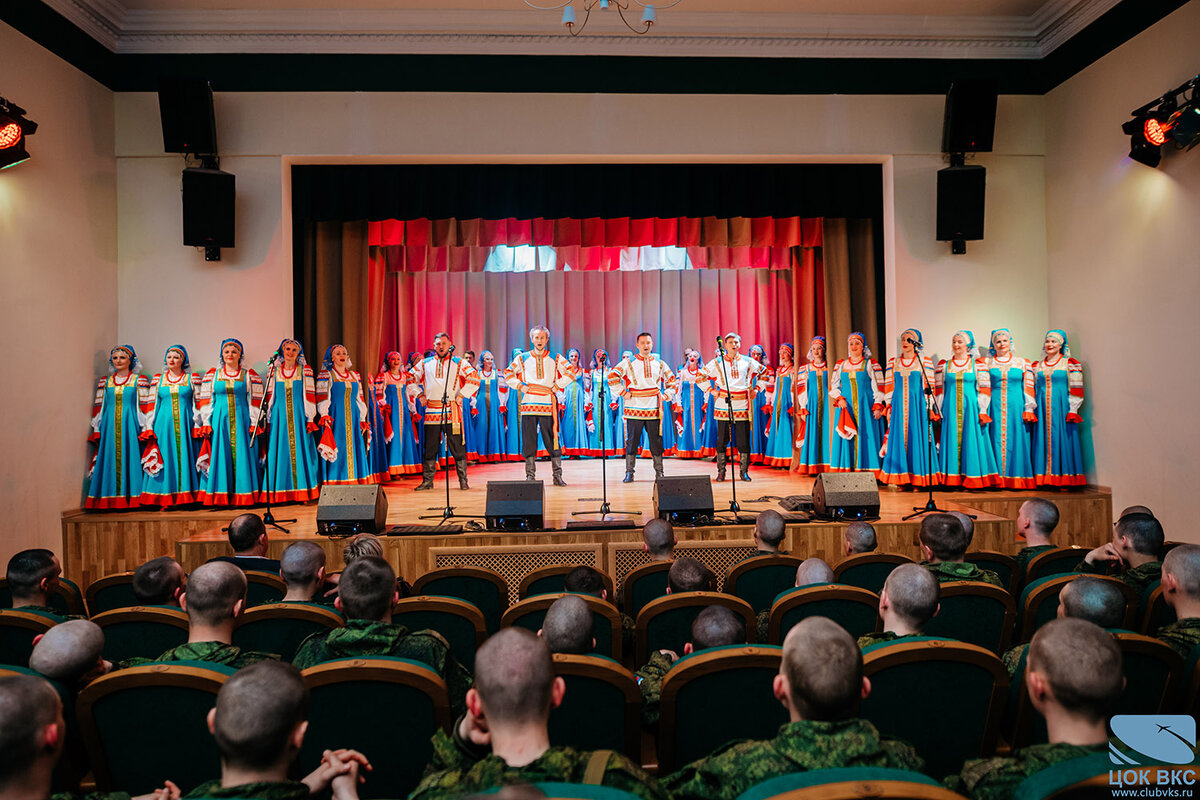 Специалисты ЦОК ВКС организовали и провели праздничный концерт «На страже неба!», посвященный Дню ПВО