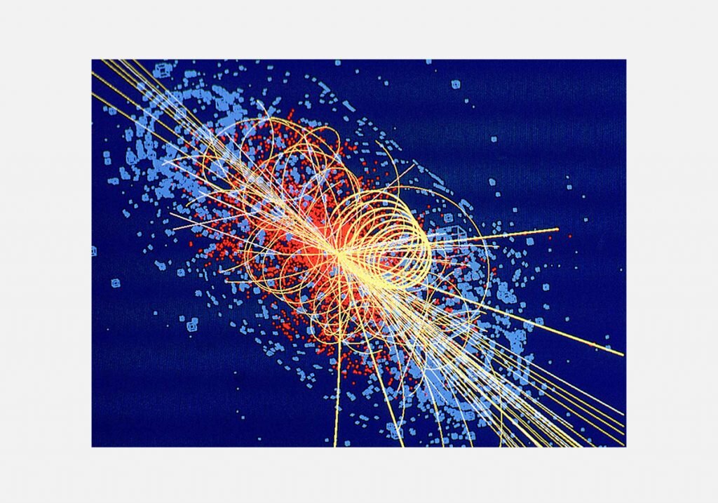 Траектории движения элементарных частиц, образующихся в результате столкновения двух протонов