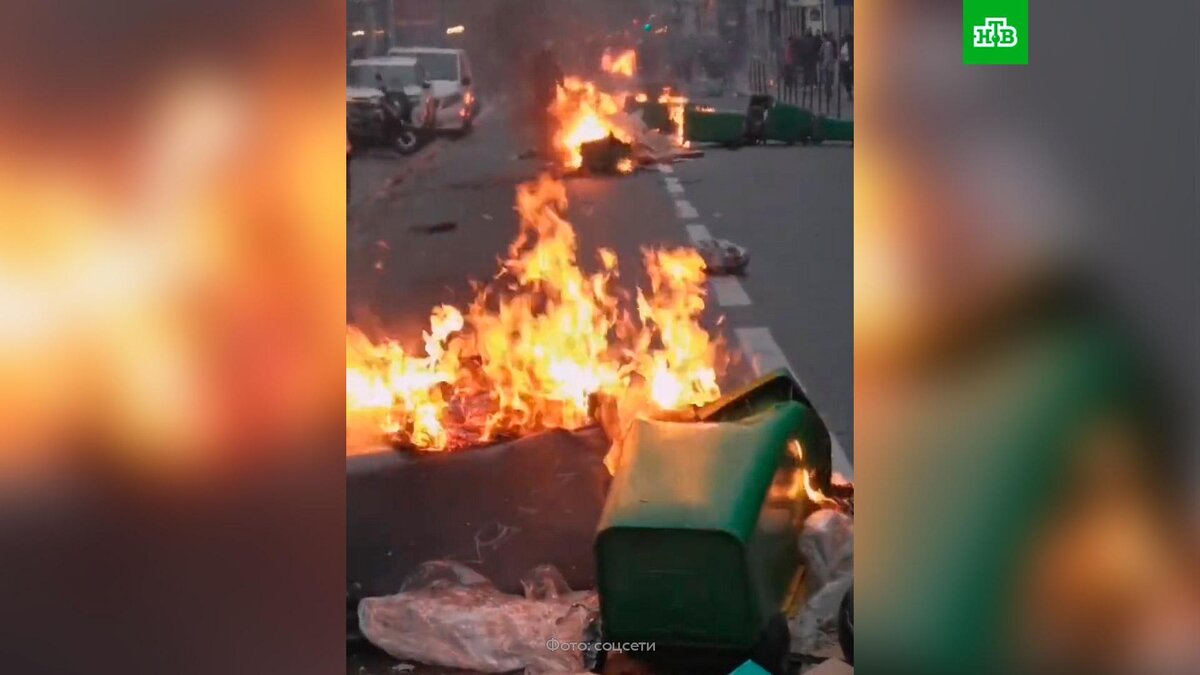    Во Франции вспыхнули беспорядки после одобрения повышения пенсионного возраста