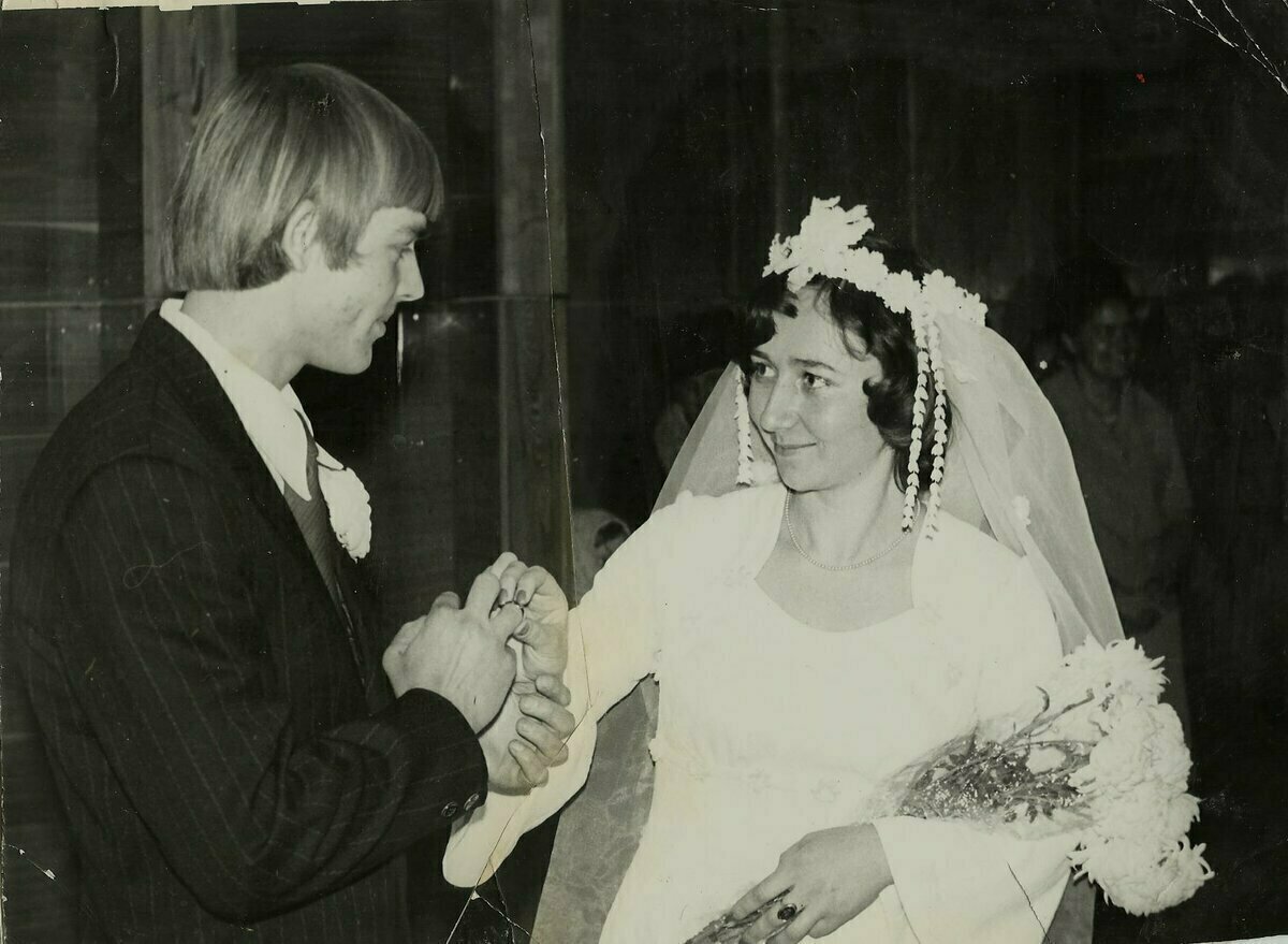 Свадьба моих родителей - Галины и Владимира Данилиных. 17 декабря 1977г. (Фото из семейного архива автора статьи _ Елены Dанилиной)