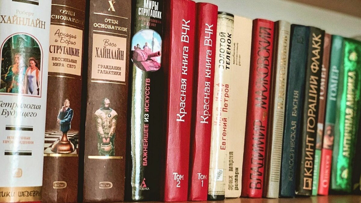     Продажи бумажных книг взлетели почти в 1,5 раза в первом квартале этого года. Об этом говорится в исследовании «Авито».