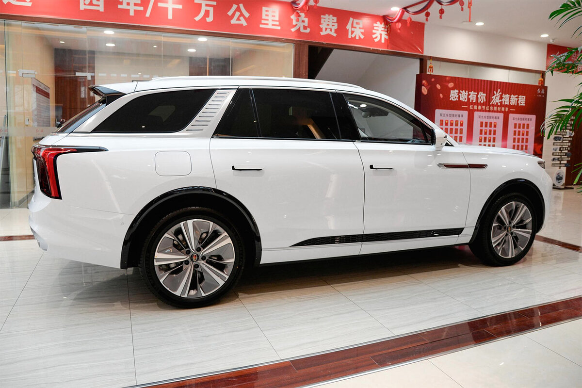 dongchedi.com📷Hongqi HS9