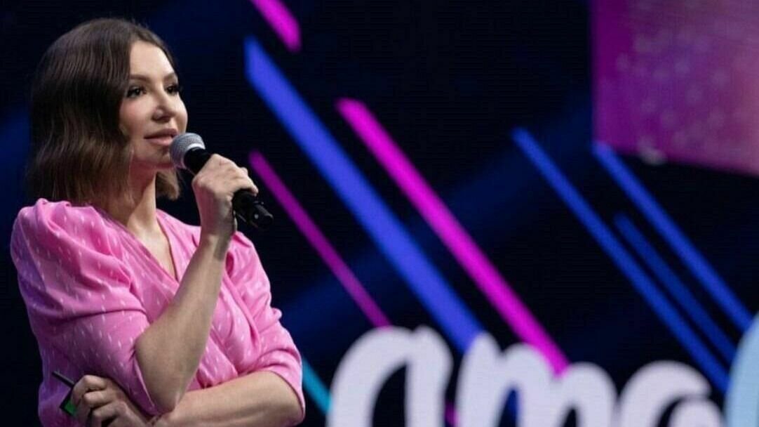     Она раскаялась в содеянном.