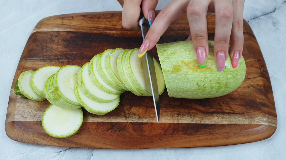 Вкусный завтрак из кабачков на сковороде. Нежнейший рецепт, который тает во  рту. | Улыбнись и Попробуй | Дзен