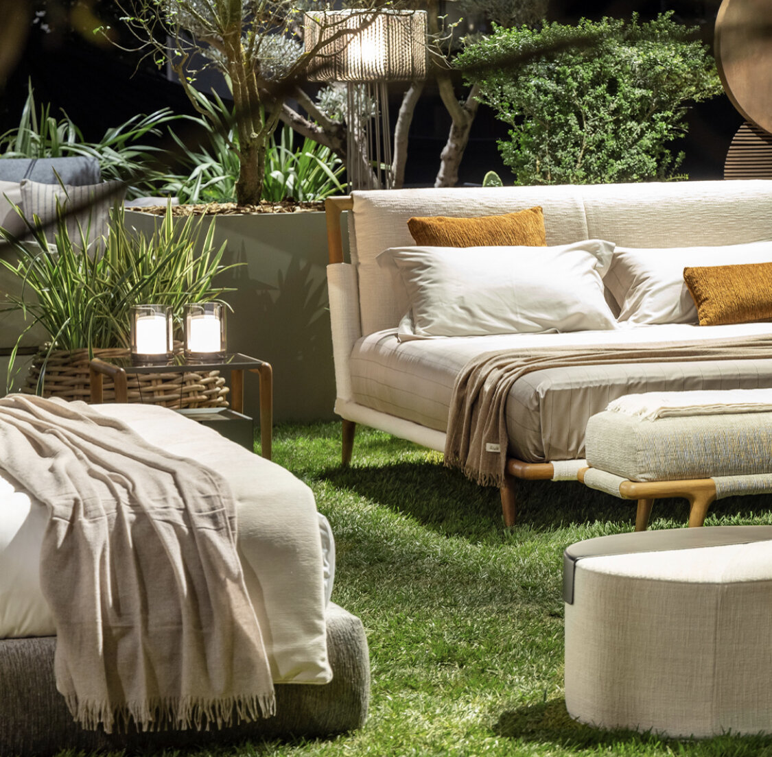 Стенд мебельной фабрики Flou