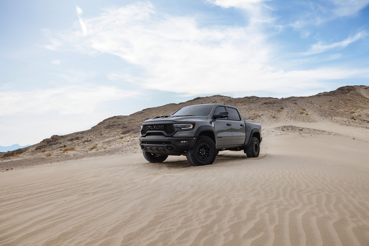 Ram TRX 2021 капот